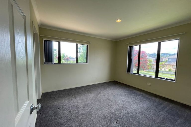 Photo of property in 69 Wayne Francis Drive, Flat Bush, Auckland, 2016