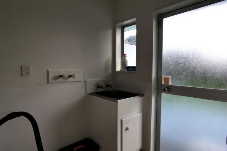 Photo of property in 73 Chichester Drive, Rosehill, Papakura, 2113