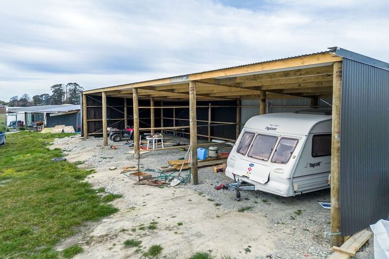 Photo of property in 8 Barretts Road, Seadown, 7973