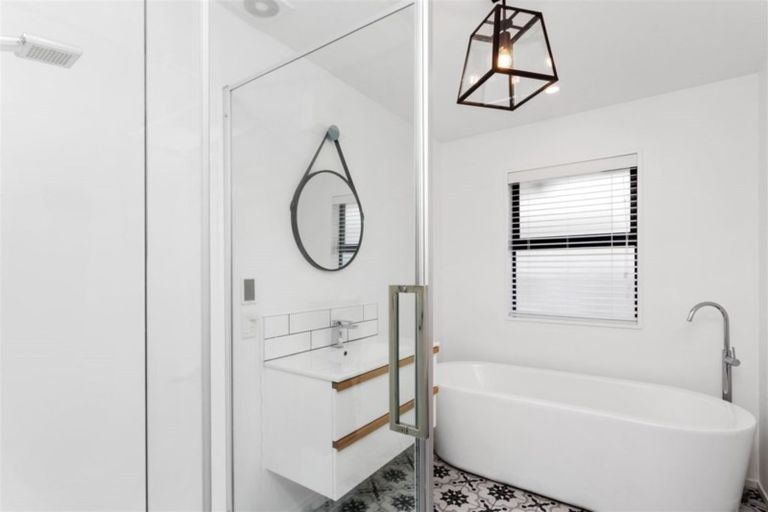 Photo of property in 32 Bronco Drive, Aidanfield, Christchurch, 8025