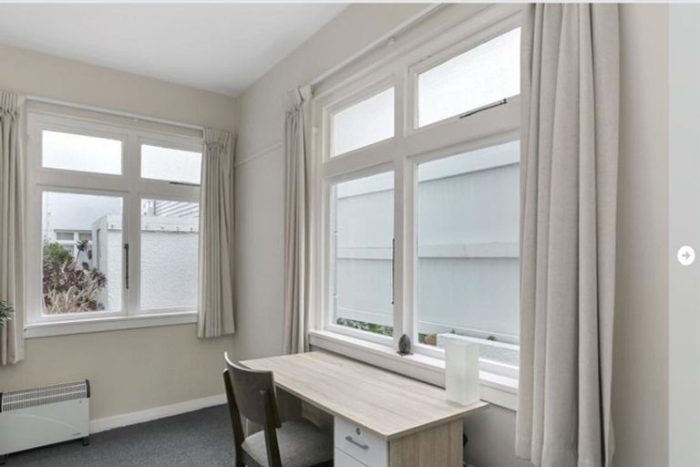 Photo of property in 5/1 Rixon Grove, Mount Victoria, Wellington, 6011