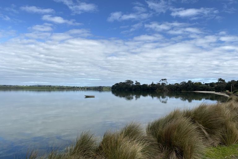 Photo of property in 61 Mclarin Road, Glenbrook, Waiuku, 2681