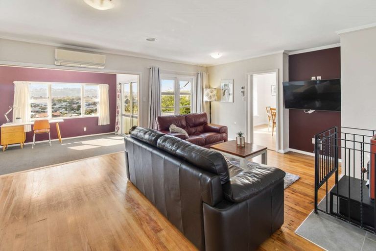 Photo of property in 49 Mount View Road, Bastia Hill, Whanganui, 4500