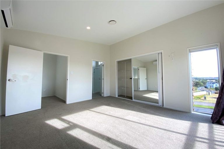 Photo of property in 45 Buckley Avenue, Hobsonville, Auckland, 0616