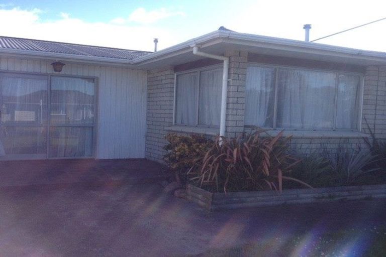 Photo of property in 70 Langley Avenue, Milson, Palmerston North, 4414