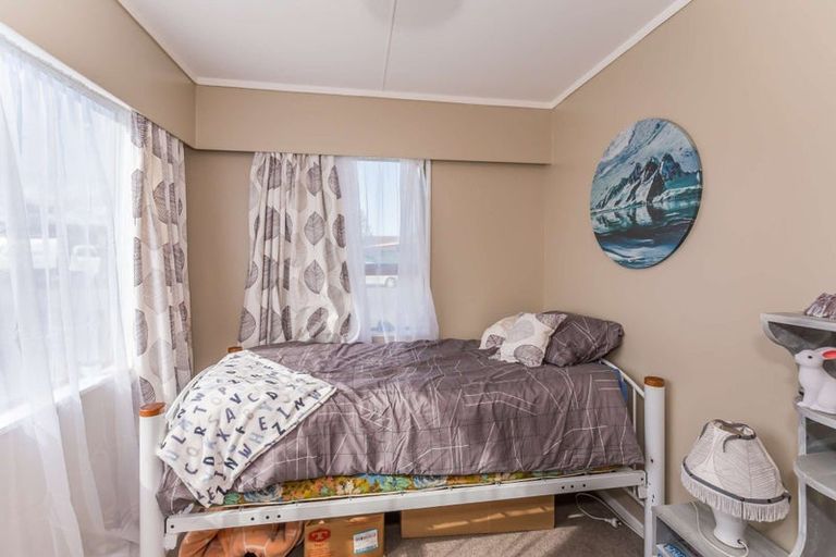 Photo of property in 5 Matipo Street, Levin, 5510