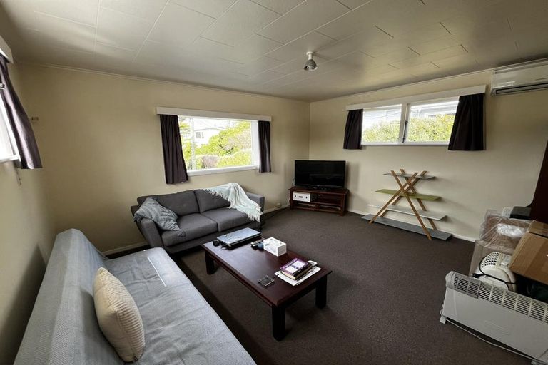 Photo of property in 17 Camperdown Road, Miramar, Wellington, 6022