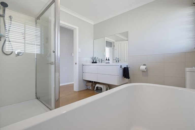 Photo of property in 35 Fitzroy Avenue, Fitzroy, Hamilton, 3206