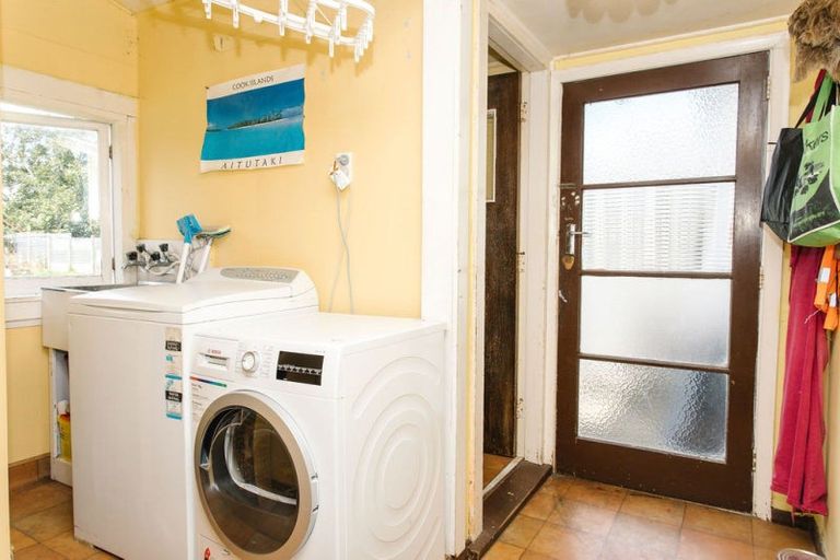 Photo of property in 49 Swinburn Street, Dannevirke, 4930