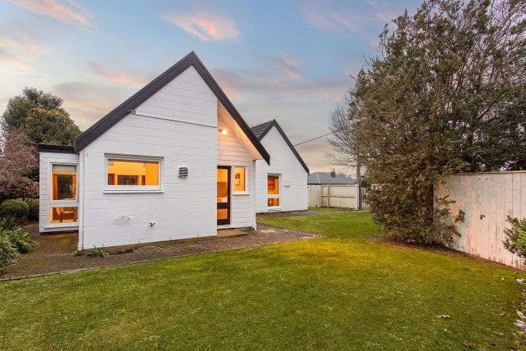 Photo of property in 68 Hartley Avenue, Strowan, Christchurch, 8052