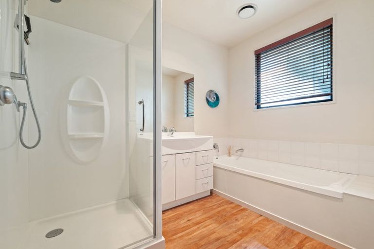 Photo of property in 75 Sarabande Avenue, Redwood, Christchurch, 8051