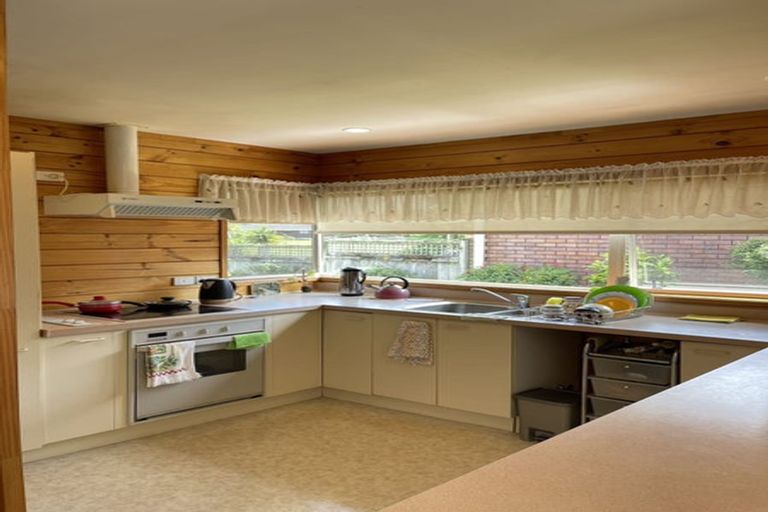 Photo of property in 1/15 Emma Court, Northpark, Auckland, 2013