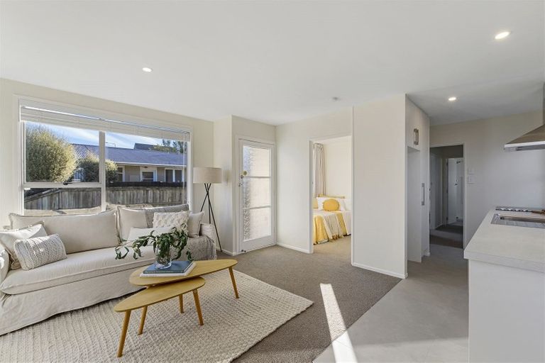 Photo of property in 1/11 Radnor Street, St Albans, Christchurch, 8014