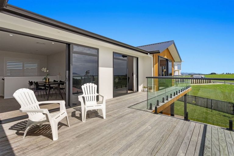 Photo of property in 16 Piripai Rise, Coastlands, Whakatane, 3120