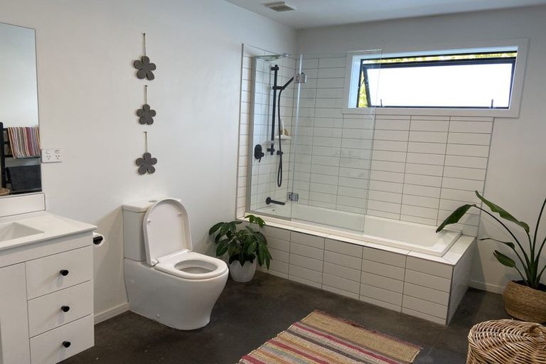 Photo of property in 49a Fox Street, Featherston, 5710