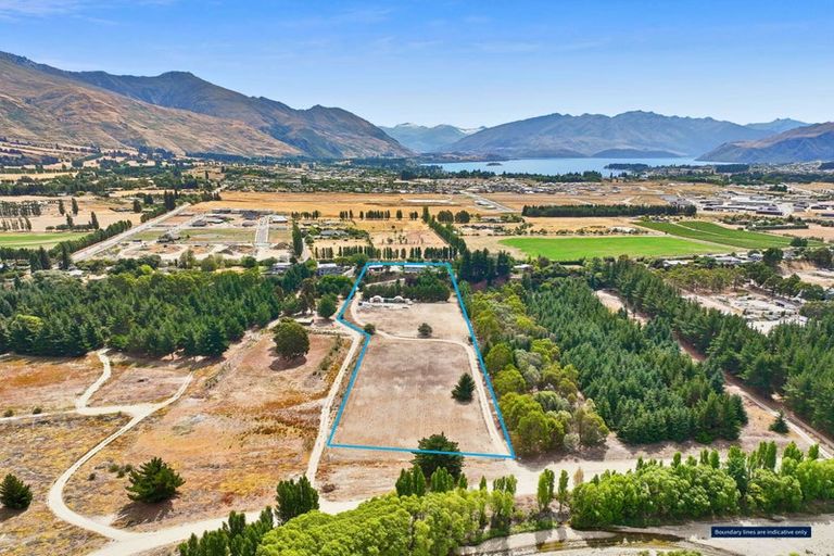 Photo of property in 289 Riverbank Road, Wanaka, 9382