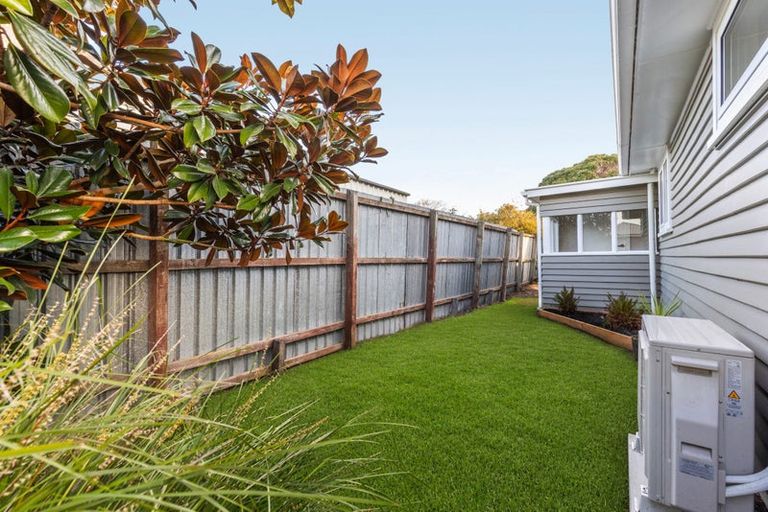 Photo of property in 302b Wainoni Road, Avondale, Christchurch, 8061