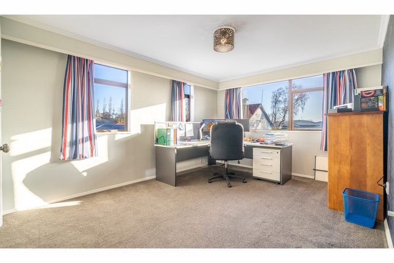 Photo of property in 15 Bourke Street, Windsor, Invercargill, 9810