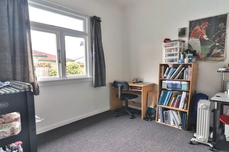 Photo of property in 175 Ferguson Street, West End, Palmerston North, 4412