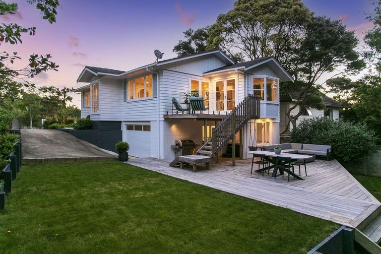 Photo of property in 69 Park Hill Road, Birkenhead, Auckland, 0626