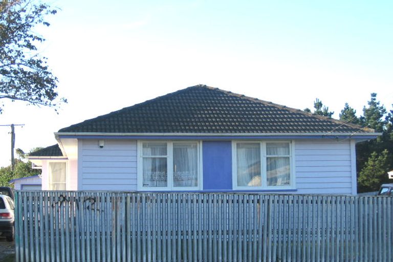 Photo of property in 125 Castor Crescent, Cannons Creek, Porirua, 5024