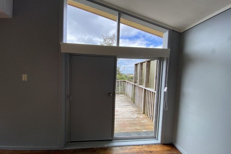 Photo of property in 445 Don Buck Road, Massey, Auckland, 0614