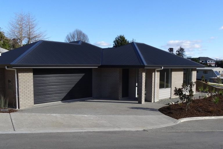 Photo of property in 3 Olivias Place, Stoke, Nelson, 7011