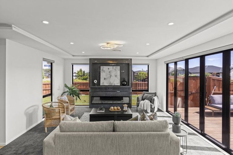 Photo of property in 5 Skibbereen Drive, Halswell, Christchurch, 8025