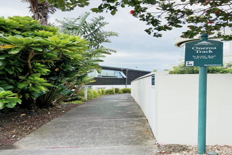 Photo of property in 4 Cliff Road, Torbay, Auckland, 0630