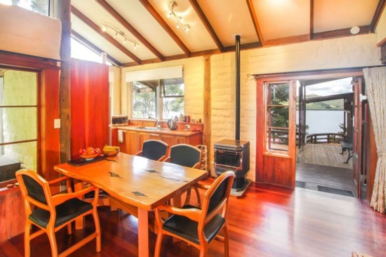 Photo of property in 25 Yarborough Street, Kohukohu, 0491