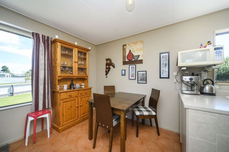 Photo of property in 10 Tamar Street, Rongotea, 4476