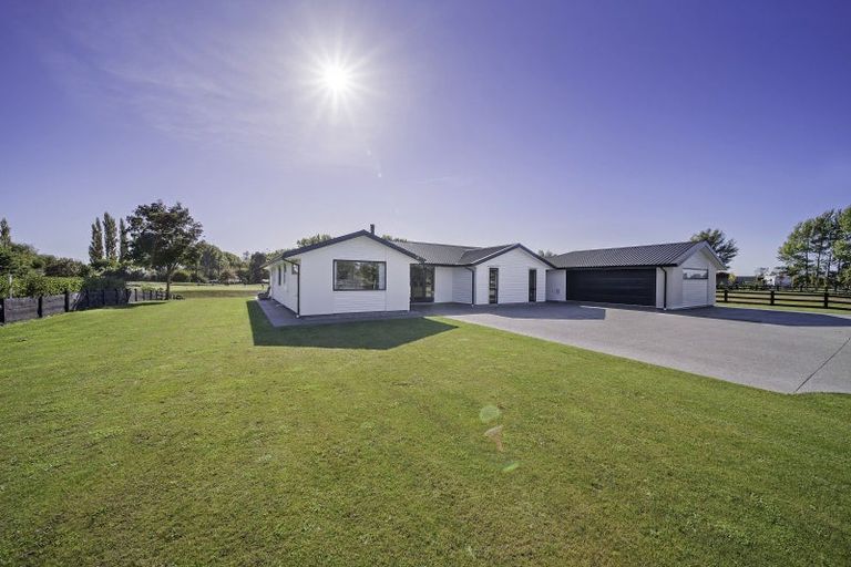 Photo of property in 8 Burntwood Lane, Pegasus, 7612