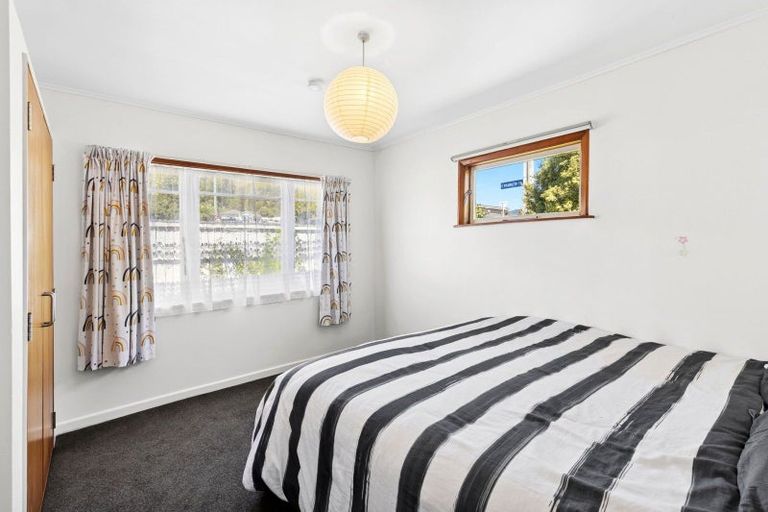 Photo of property in 38 Tipahi Street, Nelson South, Nelson, 7010