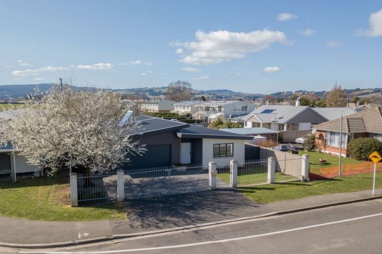 Photo of property in 23 Reid Avenue, Mosgiel, 9024