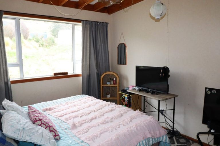 Photo of property in 32 Tenby Street, Moeraki, Palmerston, 9482