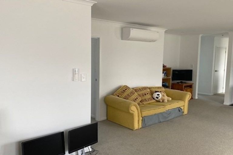 Photo of property in 49 Plover Street, One Tree Point, 0118