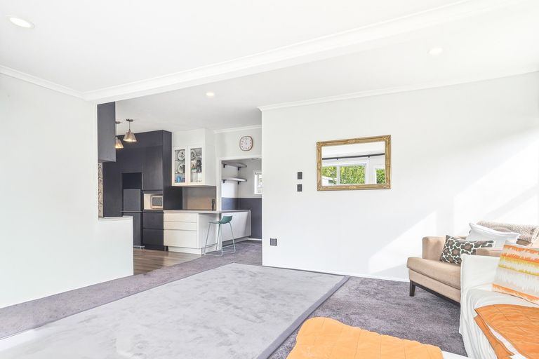Photo of property in 53b Hamilton Road, Cambridge, 3434