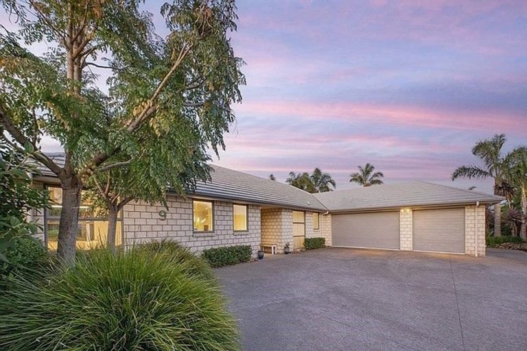 Photo of property in 9 Maple Lane, Huapai, Kumeu, 0810