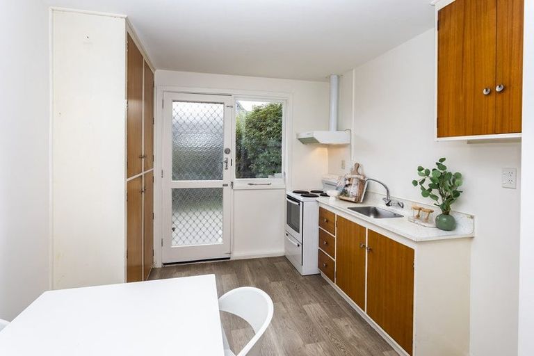 Photo of property in 1/103 Opawa Road, Opawa, Christchurch, 8023