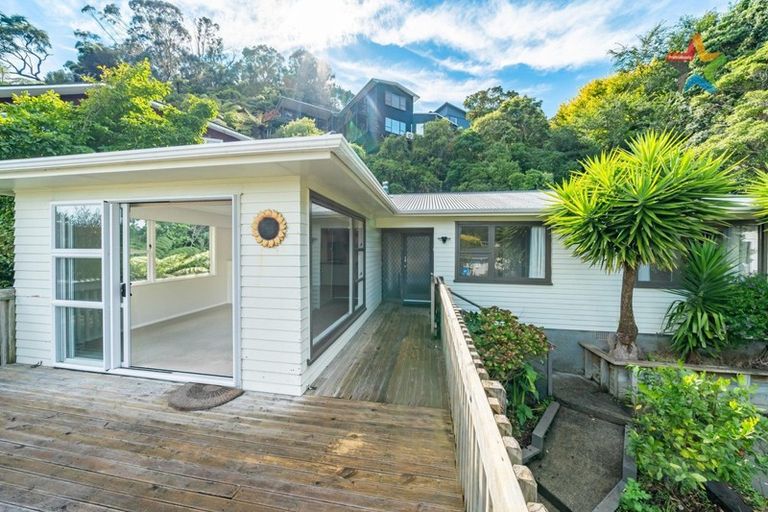 Photo of property in 9 Damian Grove, Waterloo, Lower Hutt, 5011