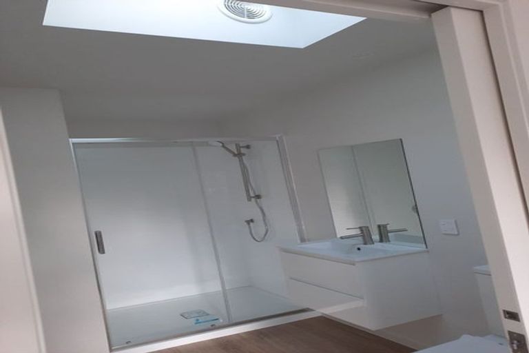 Photo of property in 7/240 Stokes Valley Road, Stokes Valley, Lower Hutt, 5019