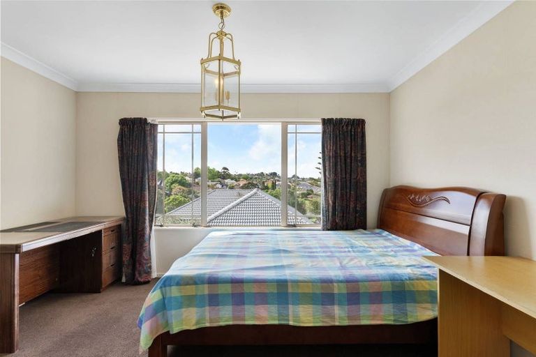 Photo of property in 22 Westview Court, Somerville, Auckland, 2014