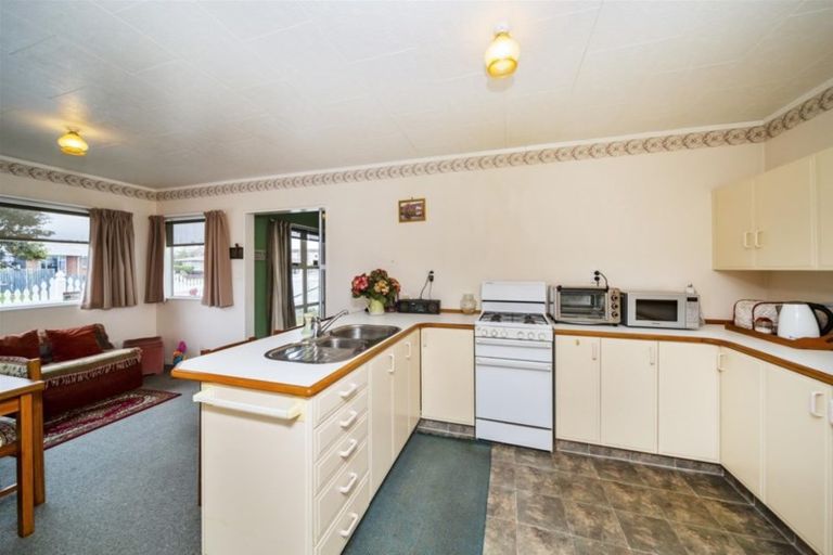 Photo of property in 57 Murray Avenue, Hawera, 4610