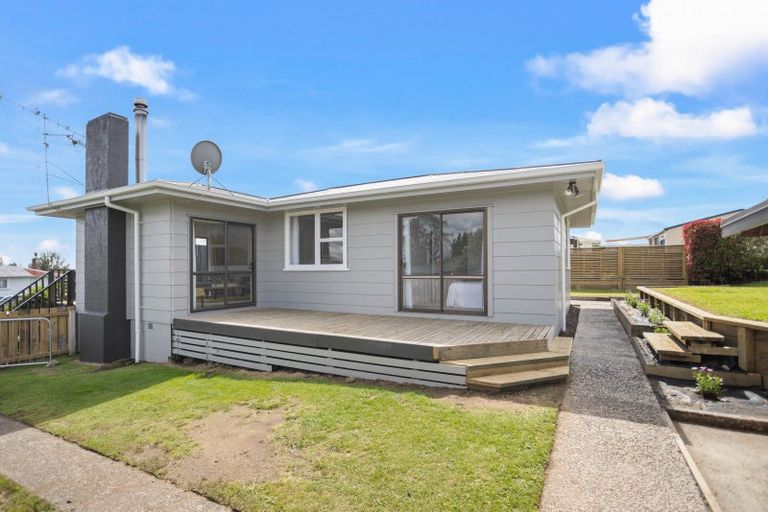 Photo of property in 13 Koreke Place, Tokoroa, 3420