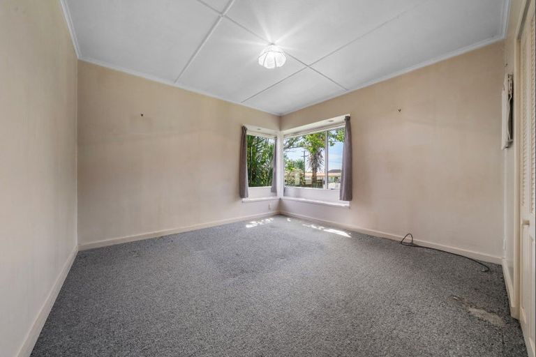 Photo of property in 159 Tukapa Street, Westown, New Plymouth, 4310