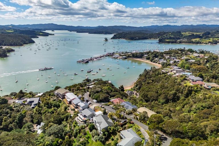 Photo of property in 4 De Haven Street, Opua, 0200