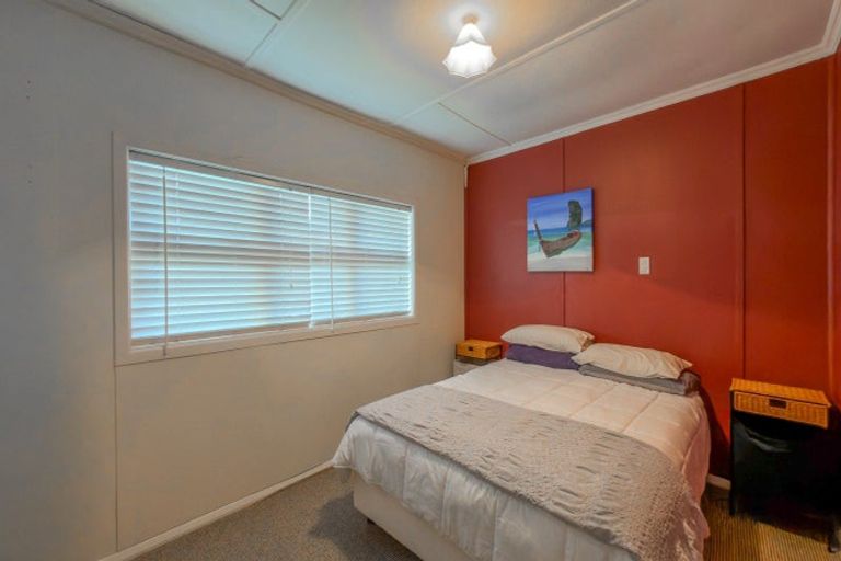 Photo of property in 223b Ocean Road, Whangamata, 3620