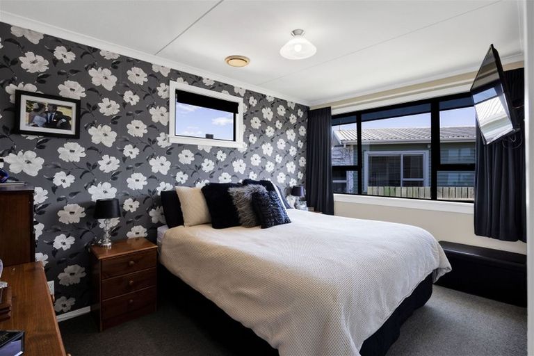 Photo of property in 28 Kingsford Street, Bell Block, New Plymouth, 4312