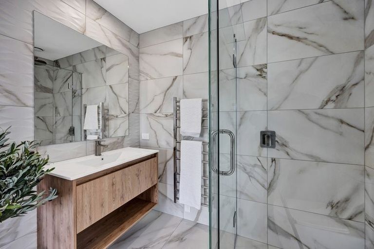 Photo of property in 1 Pukatea Street, Hawera, 4610