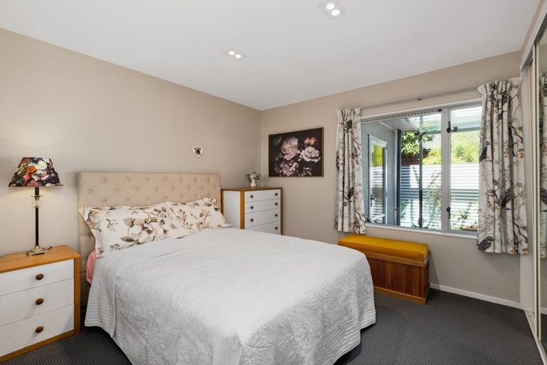 Photo of property in 6 Park Road, Greenmeadows, Napier, 4112
